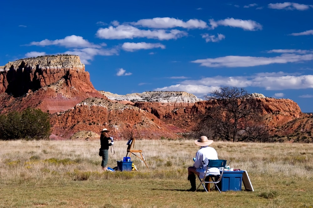Why You Should Visit Ghost Ranch Near Santa Fe 4 Open Air Painters At Ghost Ranch New Mexico